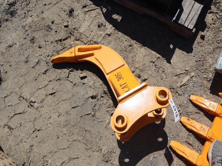 caterpillar-305-image-2