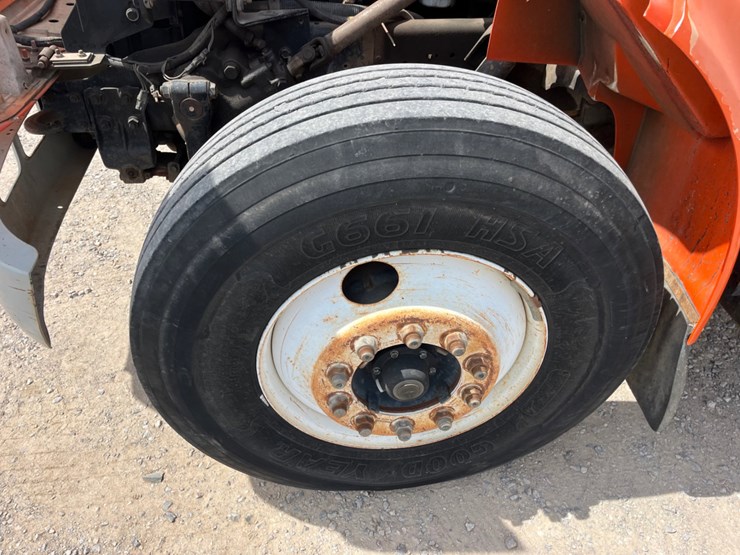 2001-international-4900-image-12