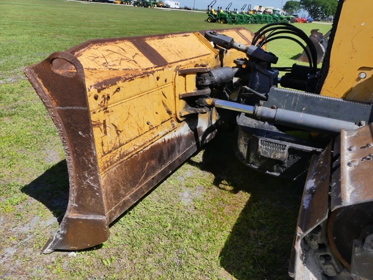 deere-700k-lgp-image-7