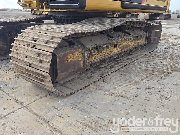 2017-caterpillar-336fl-image-10