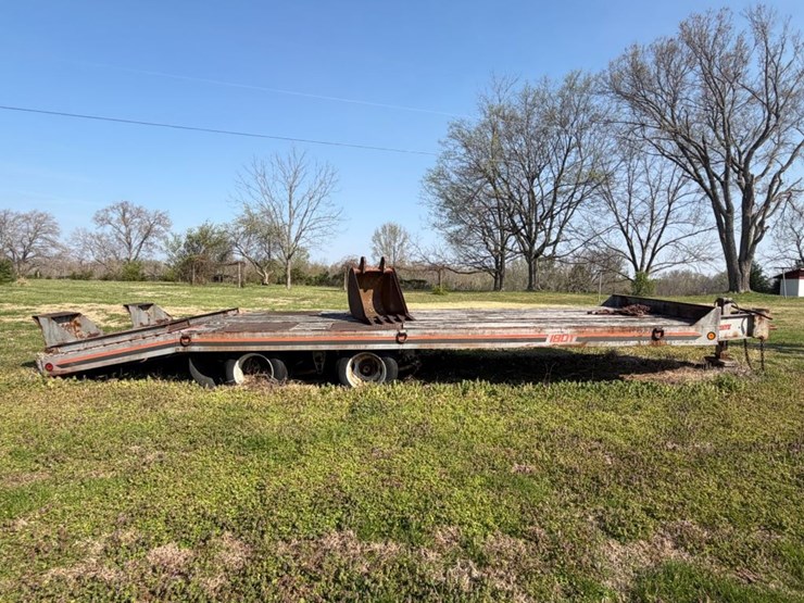 #31744-•-1993-international-18d-dual-tandem-axle-equipment-image-11