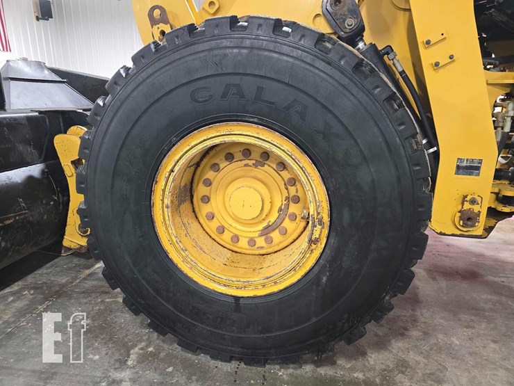 2014-caterpillar-938k-image-24