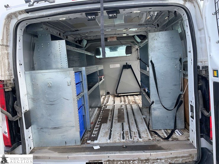 2016-ford-transit-image-18