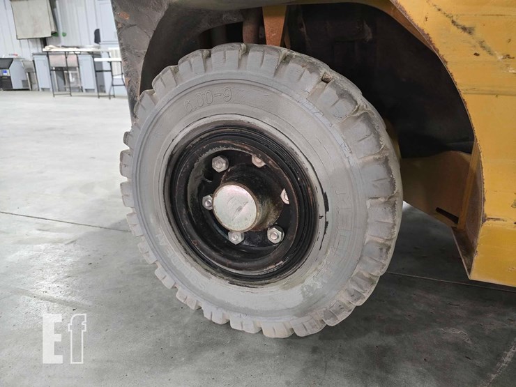 2019-caterpillar-gp25n-image-26