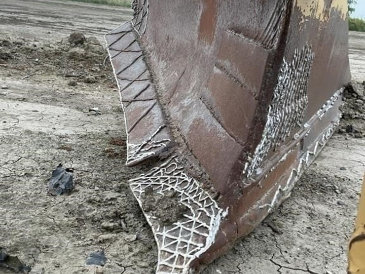 custom-1-way-pull-v-ditcher-image-13