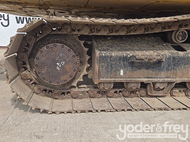 2019-caterpillar-336-image-21