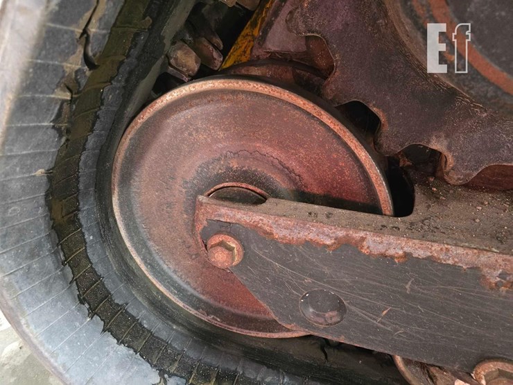 2021-jcb-3ts-8t-image-29