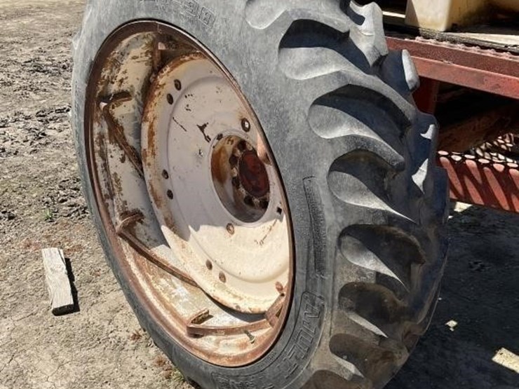 danzig-300g-poly-tank-s.p.-articulating-sprayer-image-18