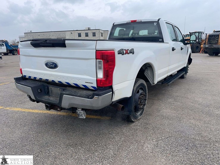2019-ford-f350-image-5