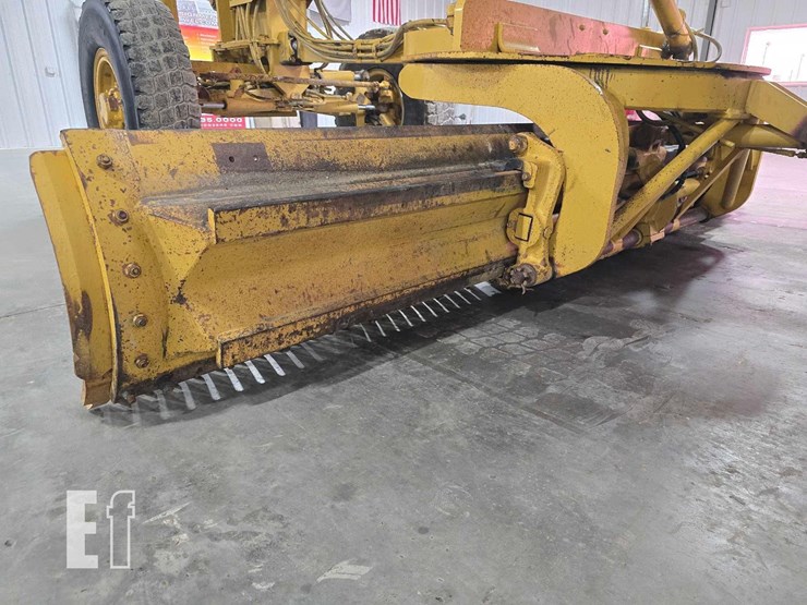 2006-caterpillar-143h-image-12