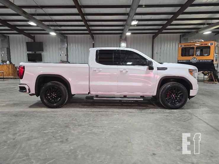 2021-gmc-sierra-1500-image-6