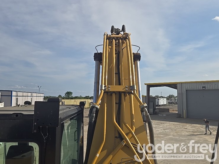 2017-caterpillar-336fl-image-88