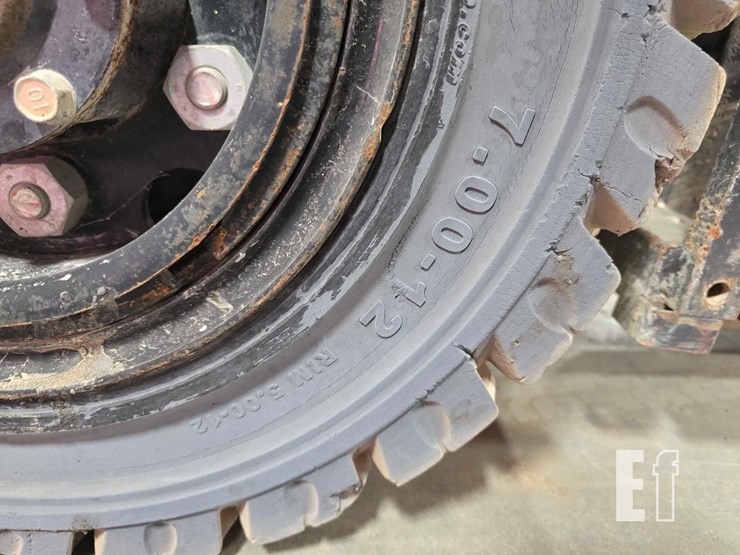 2021-caterpillar-gp25n-image-25