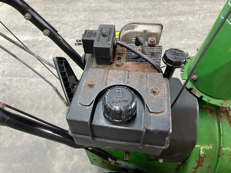 #3968-•-john-deere-trs24-snowblower-image-18