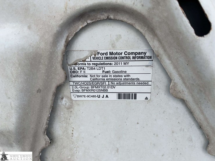 2011-ford-transit-connect-image-17