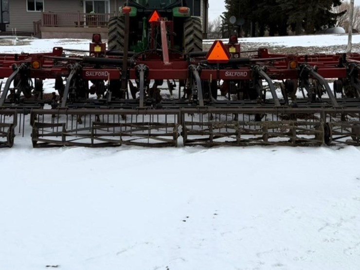 2010-salford-570-image-8