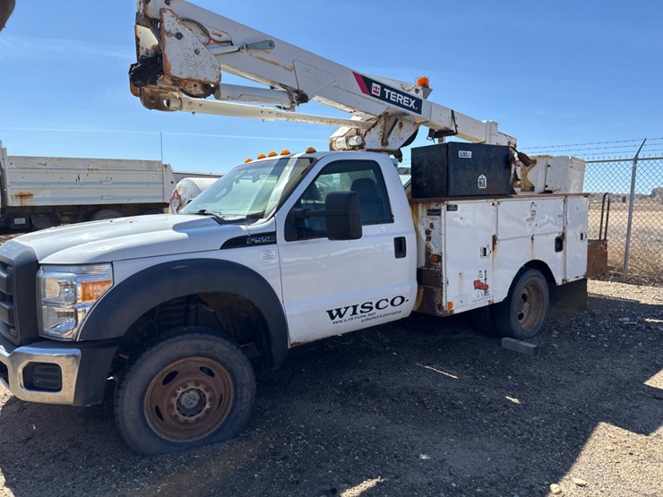 2012-ford-f550-image-1