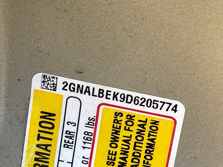 2013-chevrolet-equinox-image-88