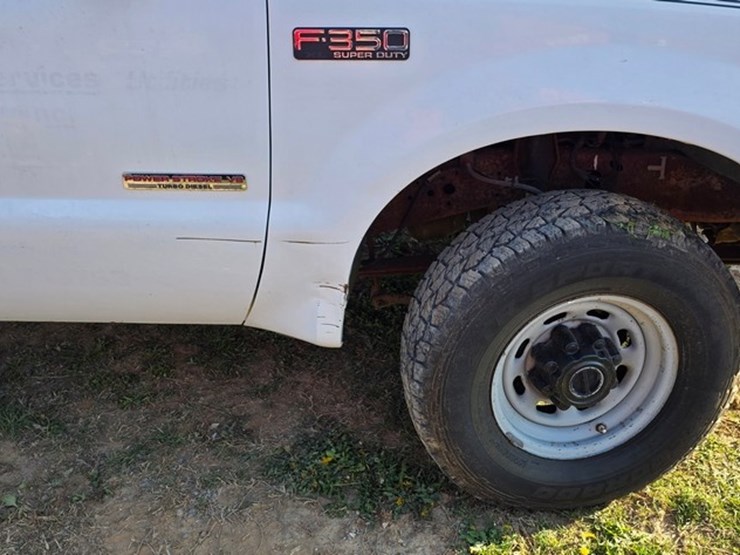 2004-ford-f350-image-25