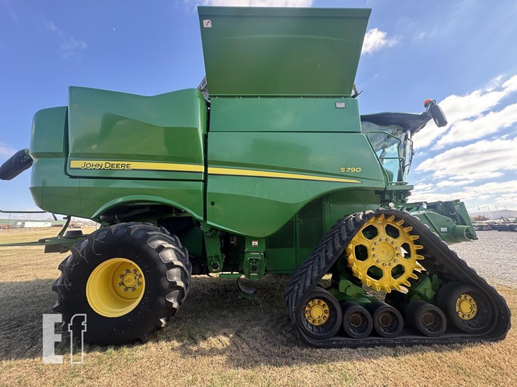 2019-john-deere-s790-image-29