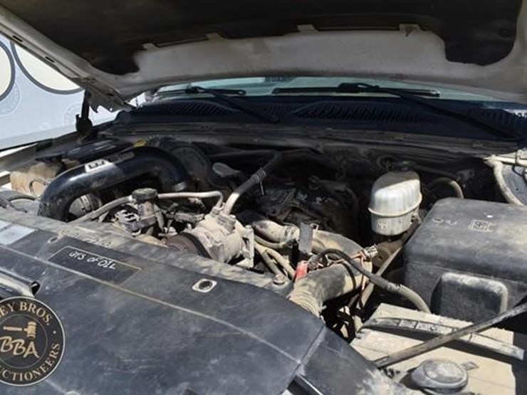 2007-chevrolet-3500-image-37