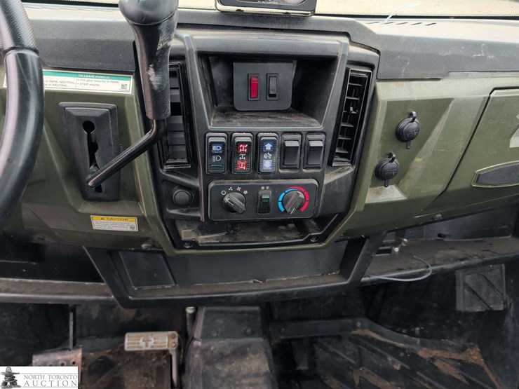 2015-polaris-ranger-image-22