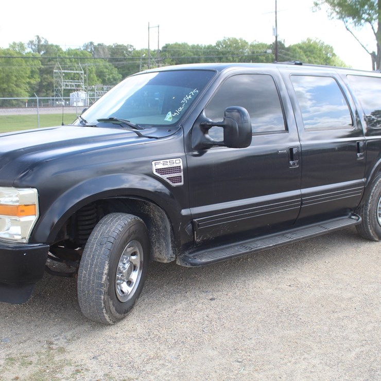 2002 FORD EXCURSION