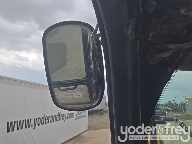 2018-jcb-512-56-image-89