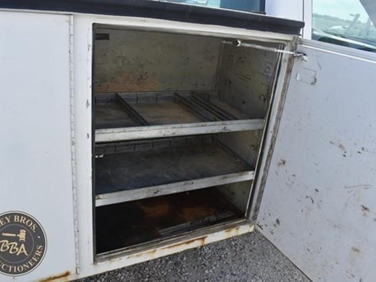 2007-chevrolet-3500-image-17