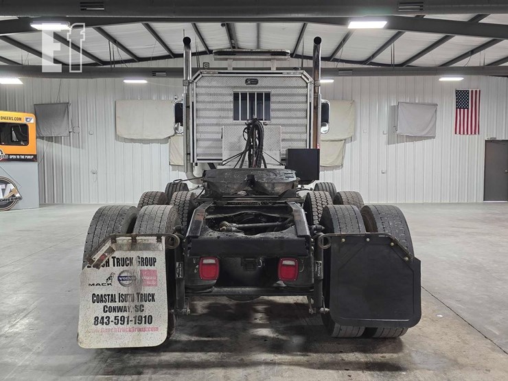 2017-mack-pinnacle-chu613-image-8
