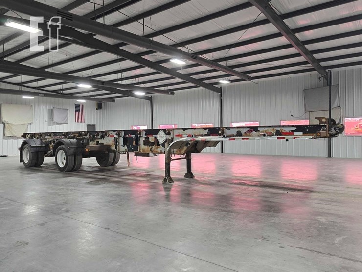 2002-environmental-service-products-46-ft-tandem-axle-image-2