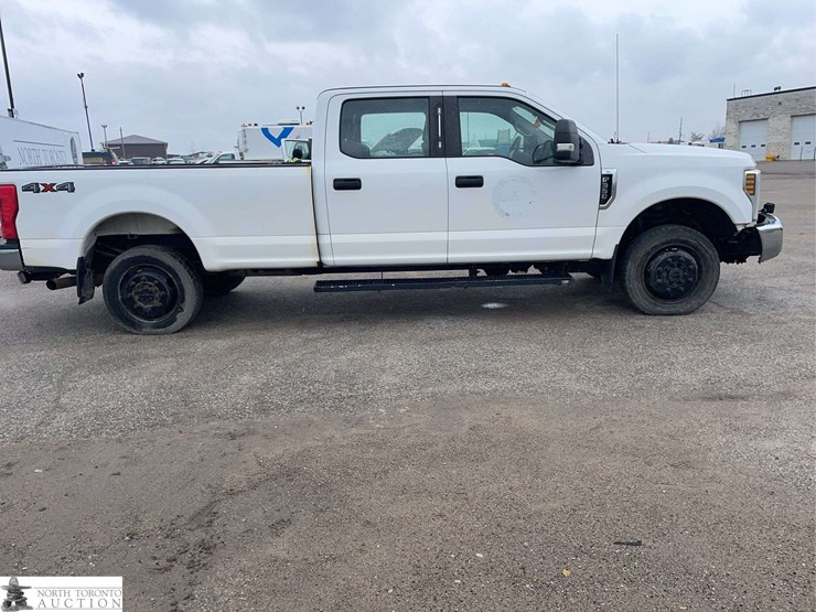 2019-ford-f350-image-4