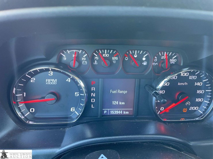 2017-chevrolet-silverado-1500-image-12