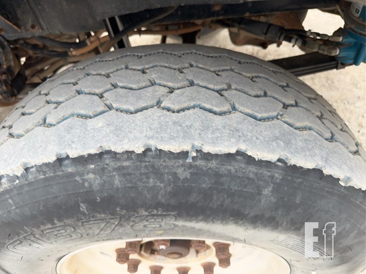 1998-kenworth-t800-image-28