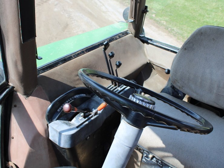 john-deere-4650-image-24