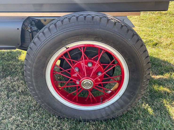 1928-ford-aa-wrecker-truck-image-42