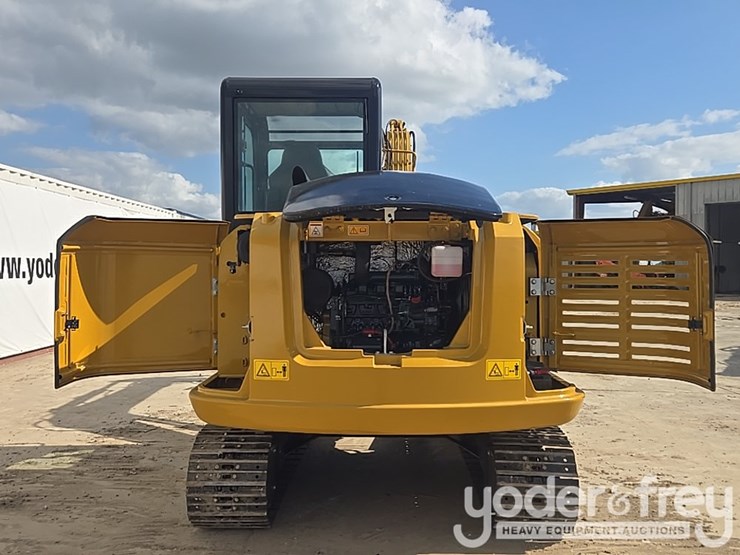 2018-caterpillar-305.5-image-43