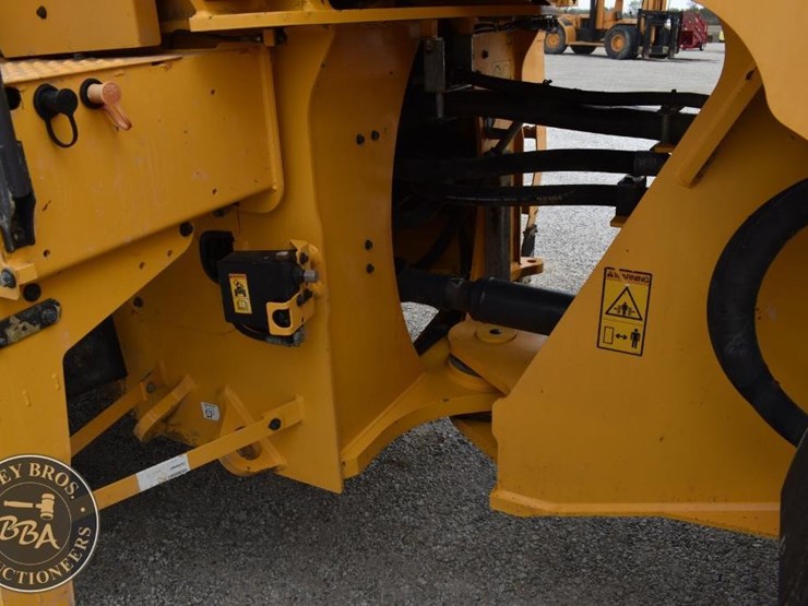 2015-volvo-l150h-image-33