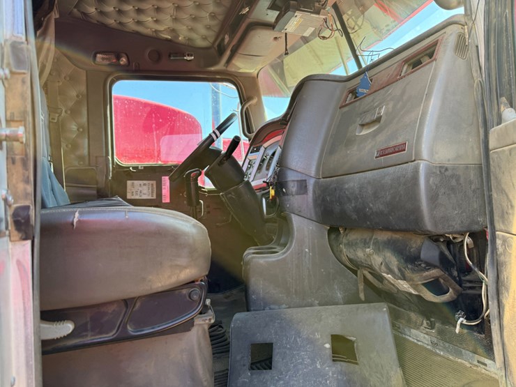 2006-kenworth-w900-image-4