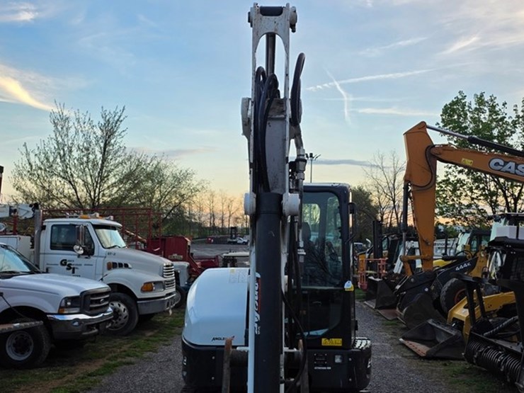 2023-bobcat-e42-image-42