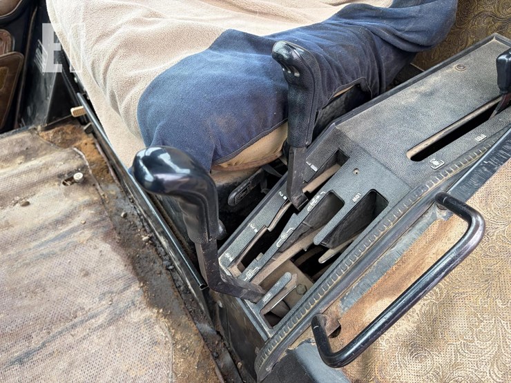 international-1086-image-24