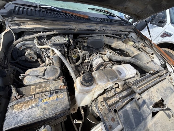 2001-ford-f350-image-29