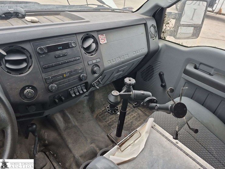 2015-ford-f250-image-15