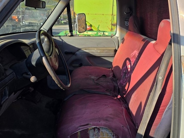 1997-ford-f350-image-29