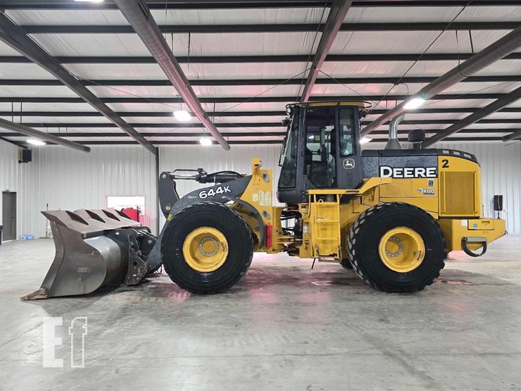 2017-deere-644k-image-5