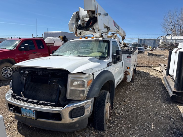 2012-ford-f550-image-1