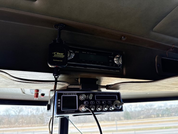 1990-peterbilt-357-image-73