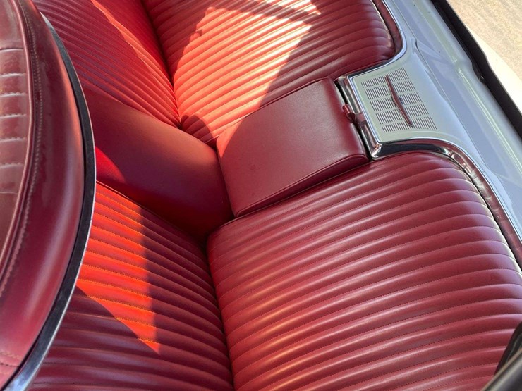 1965-ford-thunderbird-image-53