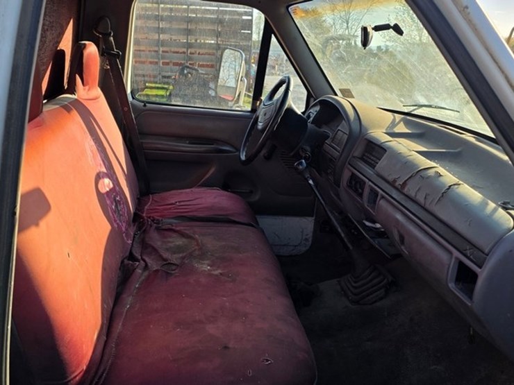 1997-ford-f350-image-26