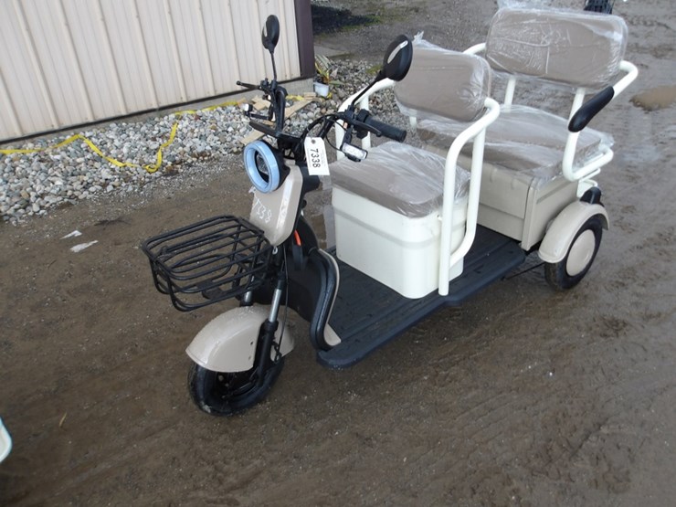 #7338-•-irgc40-mini-golf-cart-image-1